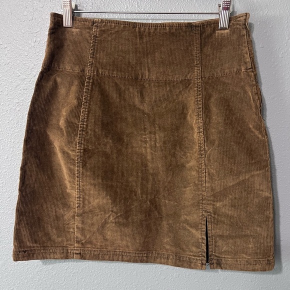 Free People Dresses & Skirts - Free People Women’s Size Small  Brown A-Line Corduroy Mini Skirt Flat Front EUC.